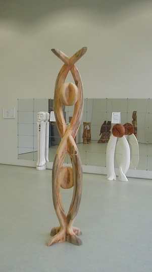 "Lichtblick Dual"  Licht und Schatten, Skulptur von Holger B�r